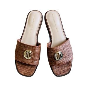Tommy Hilfiger brown raffia flat sandals NEW